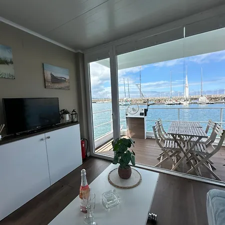Casa Flotante Bådhotel *